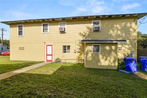 House in Lakeland, Florida 10 bedrooms, 465.9 sq.m. № 1914904 - photo 19