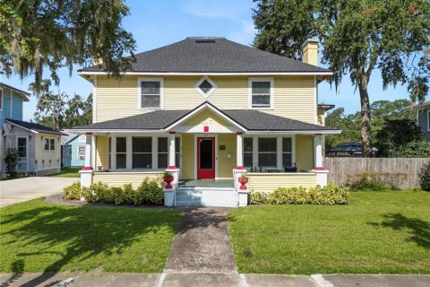 House in Lakeland, Florida 10 bedrooms, 465.9 sq.m. № 1914904 - photo 7