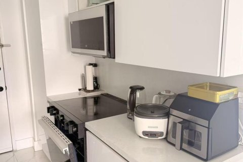 Condo in North Miami Beach, Florida, 2 bedrooms  № 2173446 - photo 4