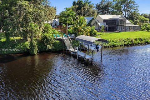 Купить виллу или дом в Лабель, Флорида 3 спальни, № 1967874 - фото 5