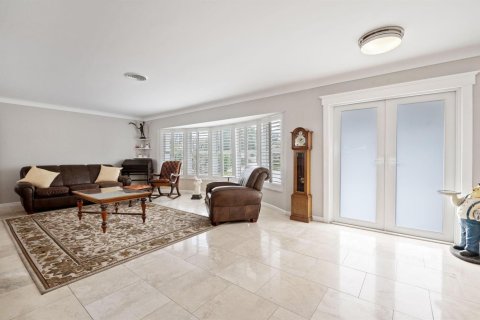 Купить виллу или дом в Помпано-Бич, Флорида 3 комнаты, 222.97м2, № 2085095 - фото 8