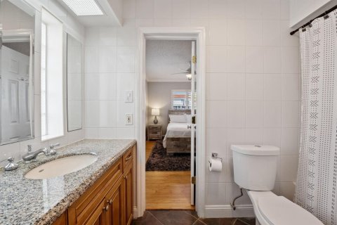 Купить виллу или дом в Помпано-Бич, Флорида 3 комнаты, 222.97м2, № 2085095 - фото 18