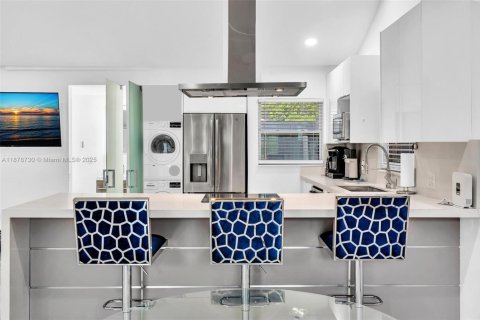 Снять в аренду виллу или дом в Делрей-Бич, Флорида 1 спальня, 270.07м2, № 1921823 - фото 12