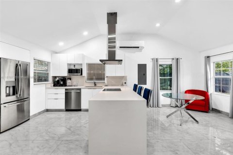 Снять в аренду виллу или дом в Делрей-Бич, Флорида 1 спальня, 270.07м2, № 1921823 - фото 13