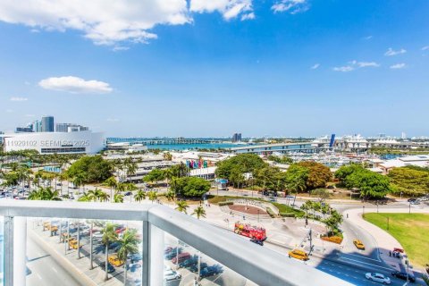 Copropriété à louer à Miami, Floride: 2 chambres, 136.94 m2 № 1987540 - photo 7