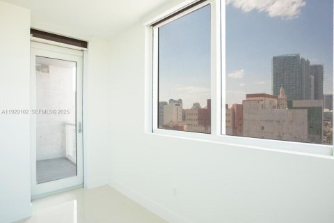 Copropriété à louer à Miami, Floride: 2 chambres, 136.94 m2 № 1987540 - photo 13