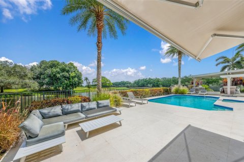 Casa en venta en Weston, Florida, 5 dormitorios, 354.14 m2 № 1848317 - foto 10