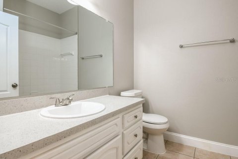Villa ou maison à louer à Oakland, Floride: 4 chambres, 182.27 m2 № 2408047 - photo 15