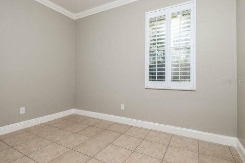 Villa ou maison à louer à Oakland, Floride: 4 chambres, 182.27 m2 № 2408047 - photo 12