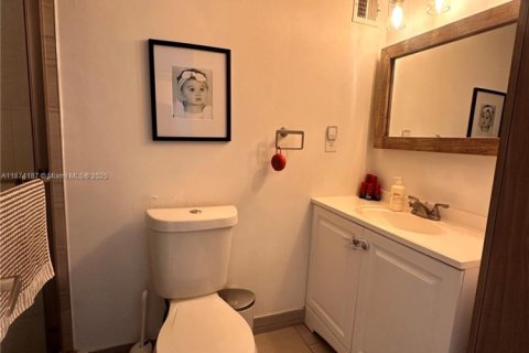 Condominio en venta en North Bay Village, Florida, 2 dormitorios, 125.98 m2 № 1978585 - foto 12