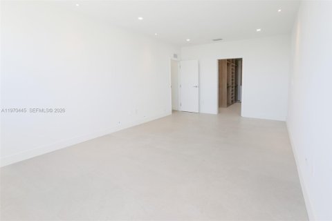 Condominio en alquiler en Miami Beach, Florida, 3 dormitorios, 246.1 m2 № 2031185 - foto 29