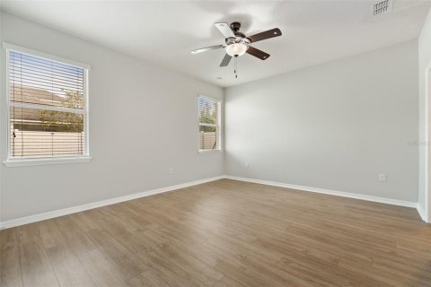 House in Orlando, Florida 4 bedrooms, 214.42 sq.m. № 1783427 - photo 10