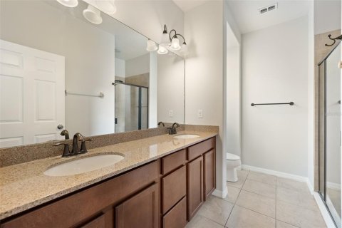 House in Orlando, Florida 4 bedrooms, 214.42 sq.m. № 1783427 - photo 12