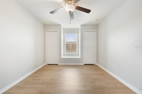 House in Orlando, Florida 4 bedrooms, 214.42 sq.m. № 1783427 - photo 23