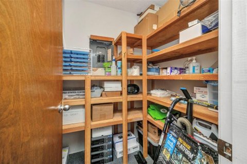 Propiedad comercial en alquiler en Port Charlotte, Florida, 111.11 m2 № 1821513 - foto 29