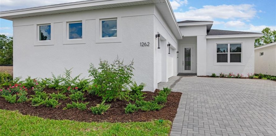 Casa en DeLand, Florida 3 dormitorios, 197.79 m2 № 1718431