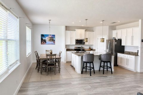 Casa en venta en Ocoee, Florida, 6 dormitorios, 283.91 m2 № 2202194 - foto 9