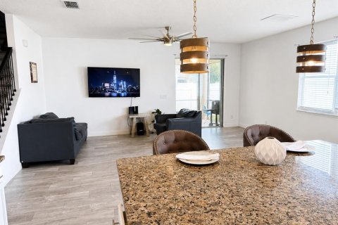 Casa en venta en Ocoee, Florida, 6 dormitorios, 283.91 m2 № 2202194 - foto 11