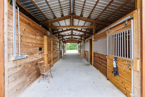 Commercial property in Arcadia, Florida 200.67 sq.m. № 2122427 - photo 4