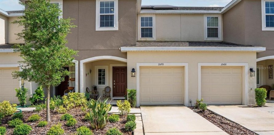 Adosado en Kissimmee, Florida 3 dormitorios, 126.81 m2 № 1873531