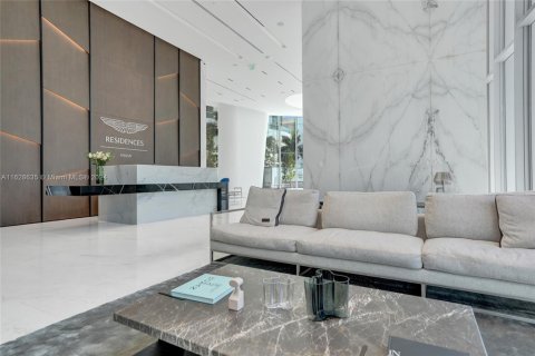 Condo in Miami, Florida, 2 bedrooms  № 1726205 - photo 2