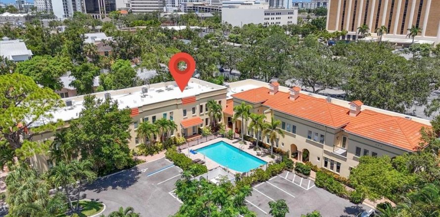 House in Sarasota, Florida 3 bedrooms, 177.63 sq.m. № 1873722