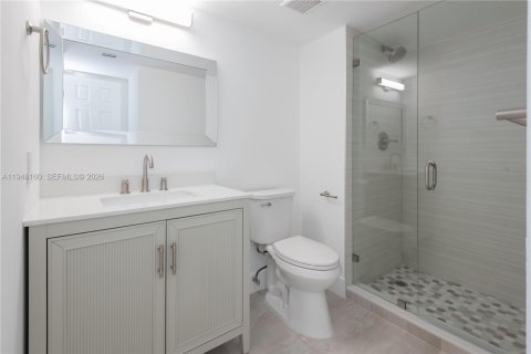 Condo in Weston, Florida, 2 bedrooms  № 2154552 - photo 23