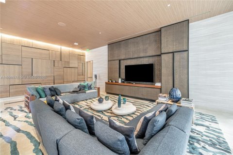 Condominio en alquiler en Miami, Florida, 1 dormitorio, 68.56 m2 № 1988700 - foto 24