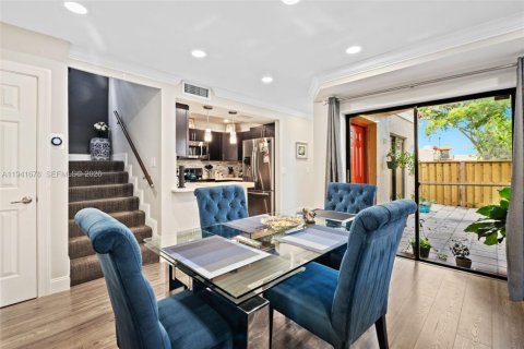 Купить таунхаус в Бока-Ратон, Флорида 3 спальни, 126.72м2, № 1998928 - фото 5