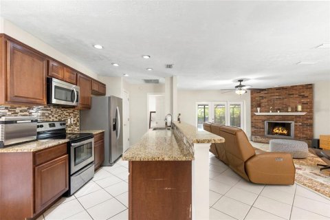 Villa ou maison à vendre à Tampa, Floride: 3 chambres, 143.26 m2 № 2151932 - photo 12