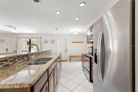 Villa ou maison à vendre à Tampa, Floride: 3 chambres, 143.26 m2 № 2151932 - photo 14