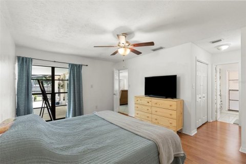 Villa ou maison à vendre à Tampa, Floride: 3 chambres, 143.26 m2 № 2151932 - photo 28