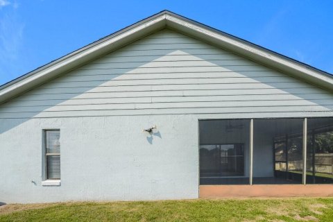 House in Casselberry, Florida 3 bedrooms, 136.57 sq.m. № 2149466 - photo 16