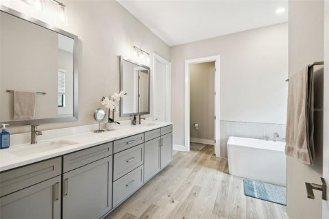 Casa en venta en Hudson, Florida, 4 dormitorios, 315.03 m2 № 1757115 - foto 30