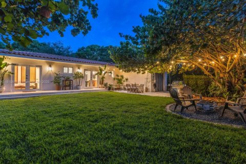 House in Miami Shores, Florida 3 bedrooms, 123.19 sq.m. № 1768336 - photo 4
