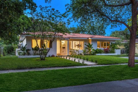 House in Miami Shores, Florida 3 bedrooms, 123.19 sq.m. № 1768336 - photo 1