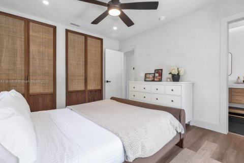 House in Miami Shores, Florida 3 bedrooms, 123.19 sq.m. № 1768336 - photo 23