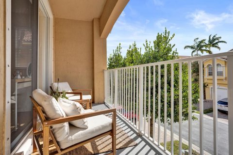 Townhouse in Riviera Beach, Florida 2 bedrooms, 94.95 sq.m. № 2173450 - photo 15