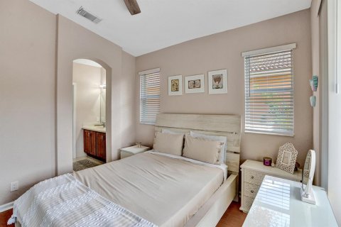 Townhouse in Riviera Beach, Florida 2 bedrooms, 94.95 sq.m. № 2173450 - photo 10