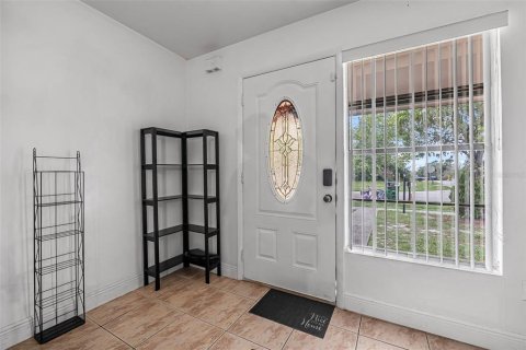House in Deltona, Florida 4 bedrooms, 136.57 sq.m. № 1773060 - photo 3
