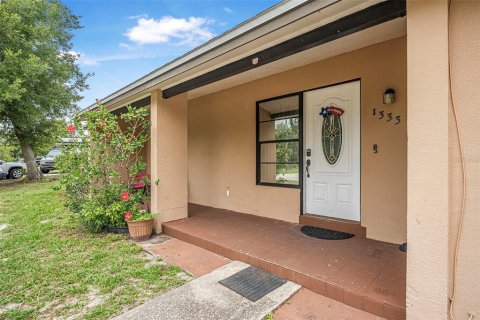 House in Deltona, Florida 4 bedrooms, 136.57 sq.m. № 1773060 - photo 2