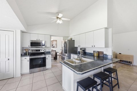 Casa en venta en Port St. Lucie, Florida, 3 dormitorios, 139.45 m2 № 2180310 - foto 11