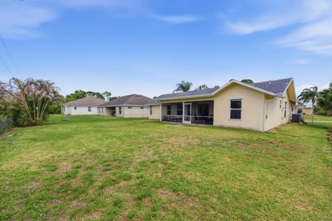 Casa en venta en Port St. Lucie, Florida, 3 dormitorios, 139.45 m2 № 2180310 - foto 30
