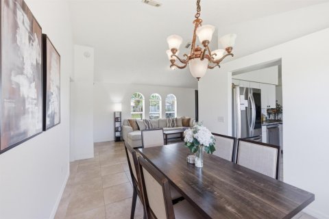 Casa en venta en Port St. Lucie, Florida, 3 dormitorios, 139.45 m2 № 2180310 - foto 7
