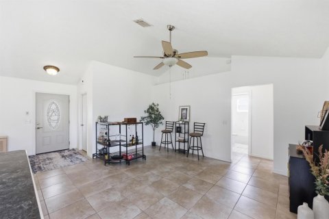 Casa en venta en Port St. Lucie, Florida, 3 dormitorios, 139.45 m2 № 2180310 - foto 9