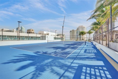 Hôtel, hôtellerie à vendre à Hollywood, Floride: 2 chambres, 96.99 m2 № 1943007 - photo 27