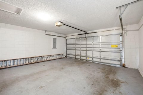 Villa ou maison à vendre à Kissimmee, Floride: 4 chambres, 193.98 m2 № 2094798 - photo 30