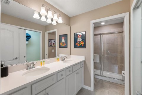 Adosado en venta en Davenport, Florida, 5 dormitorios, 211.91 m2 № 2101721 - foto 27
