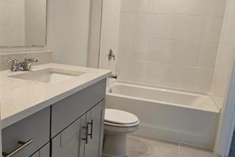 Townhouse in Orlando, Florida 3 bedrooms, 145.48 sq.m. № 2394007 - photo 7
