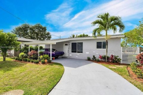 House in West Park, Florida 4 bedrooms, 179.49 sq.m. № 1811154 - photo 2